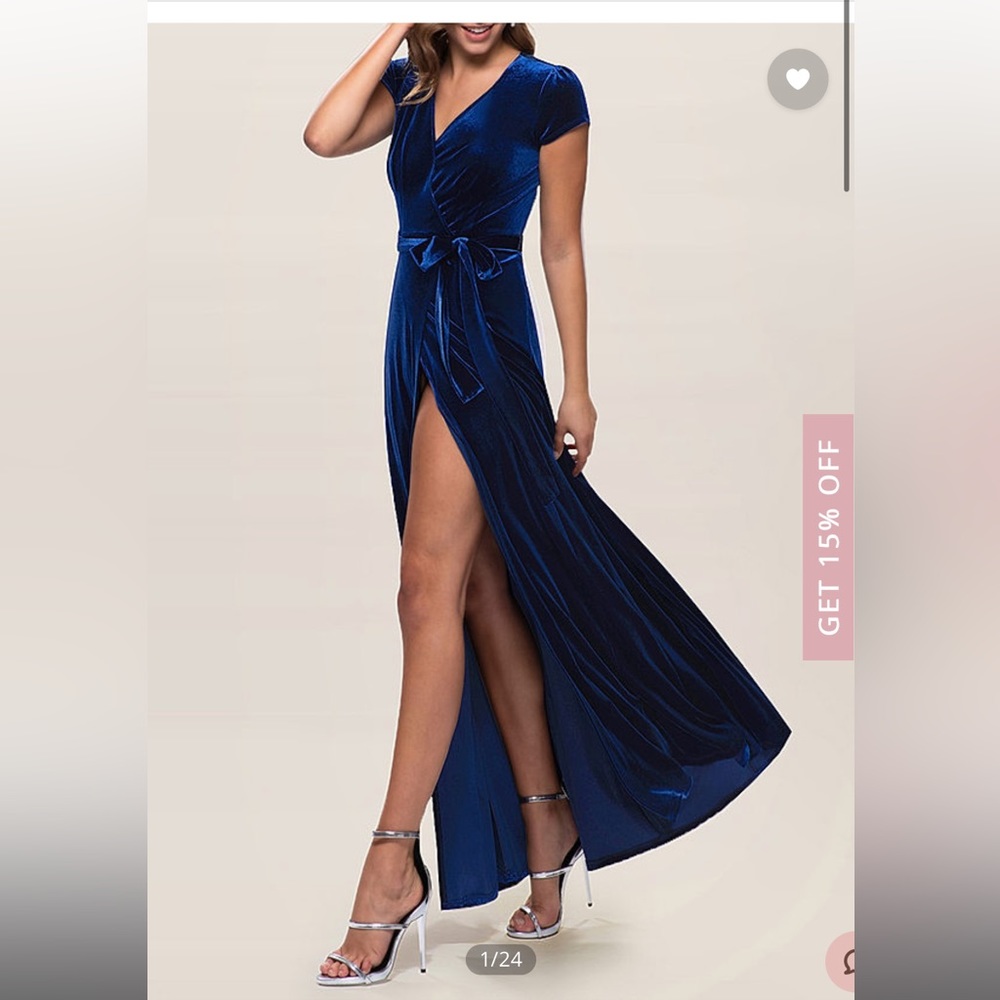 New, only worn once velvet navy blue dress